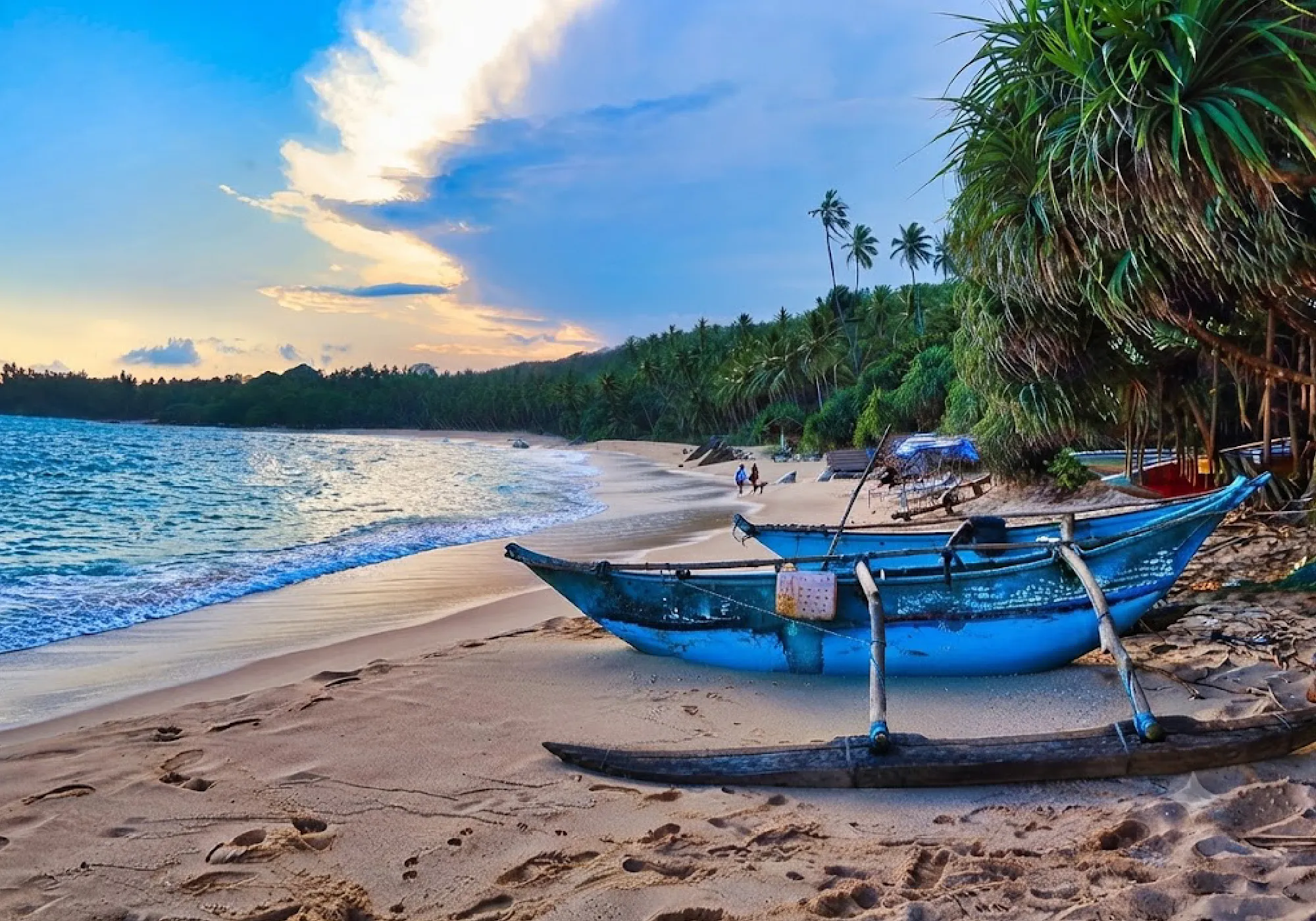 Sri Lanka safari jeep tour through lush mountains with scenic valley and lake views, Sri Lanka travel specialists offering holiday packages